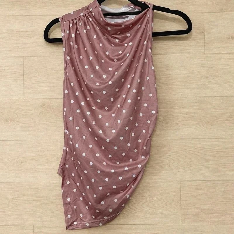 🌸 Top drapé asymétrique rose à pois blancs Femme Taille M Casual Chic Rétro
